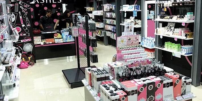 很多人喜欢买日韩化妆品 会不会对中国本土品牌造成大的冲击 