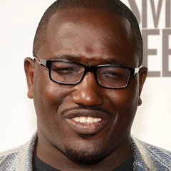 -饰巴弟简介腊肠狗Hannibal Buress