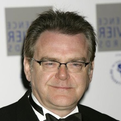 凯文·麦克纳利Kevin McNally