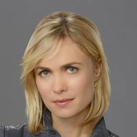 拉妲·米契尔Radha Mitchell