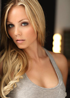 Laura Vandervoort