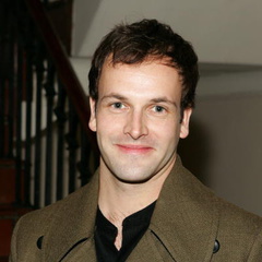 约翰·李·米勒Jonny Lee Miller