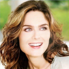 艾米丽·丹斯切尔Emily Deschanel