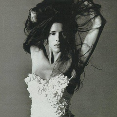 帕翠西娅·维拉奎兹Patricia Velasquez