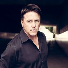 Lochlyn Munro