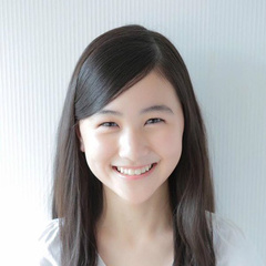 山口麻友