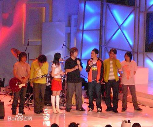 五月天 广州200401.jpg